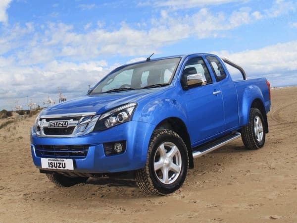 extended cab bakkie for sale, buy bakkies on Auto Mart,Toyota Hilux, Ford Ranger, Isuzu D-Max, Nissan Navara, Photo Source Mad4Wheels.jpg